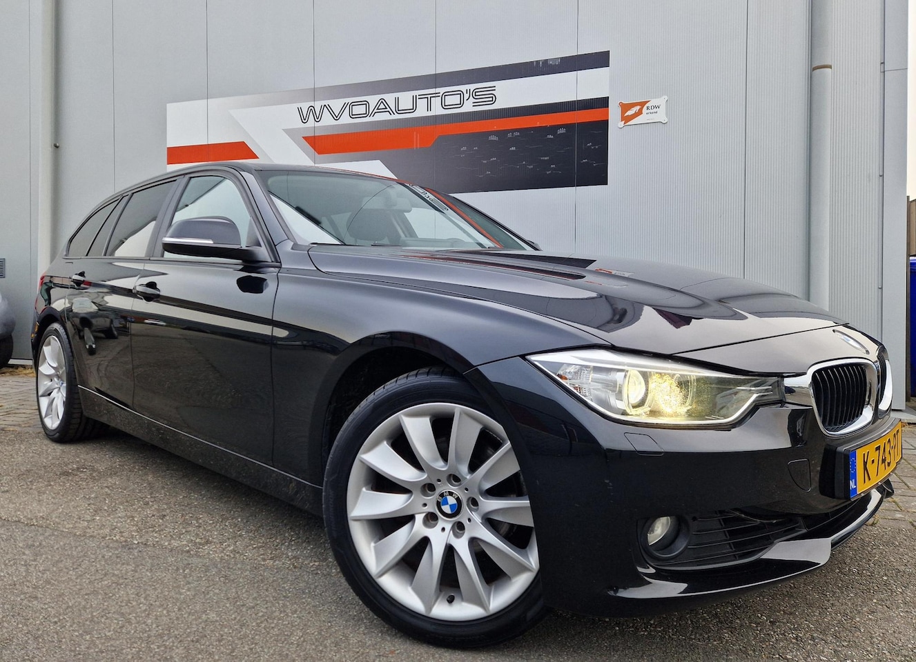 BMW 3-serie Touring - 320i Executive 320i Executive - AutoWereld.nl