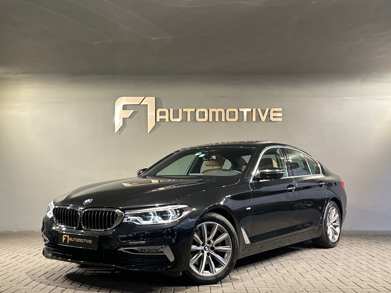 BMW 5-serie - 520i High Executive Pano|Leer|Memory|Sfeer|NAP - AutoWereld.nl