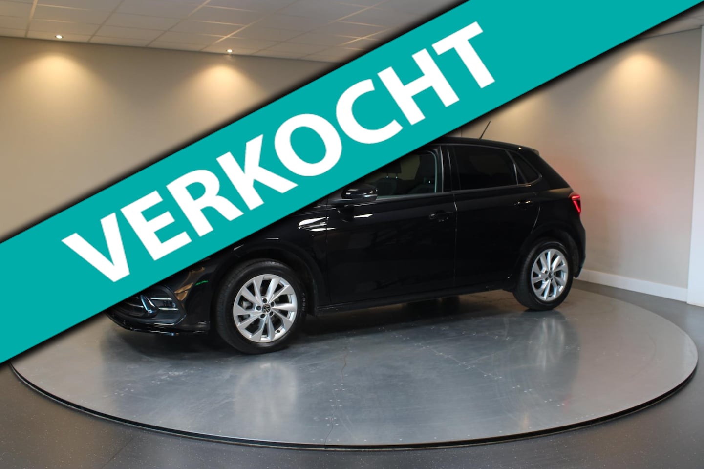 Volkswagen Polo - 1.0 TSI R-Line Business *19.000Km! Carplay|Virtualdash - AutoWereld.nl