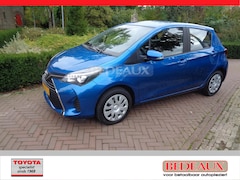 Toyota Yaris - 1.3 VVT-i 99pk 5D Aut Aspiration - GEEN HYBRIDE - bij specialist sinds 1968, rijklaar met