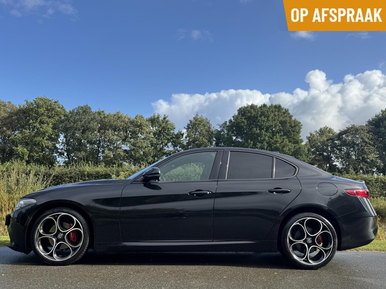 Alfa Romeo Giulia - 2.0T Sprint 2.0T 310pk Sprint, 8400km!!! my22, 19inch!! - AutoWereld.nl