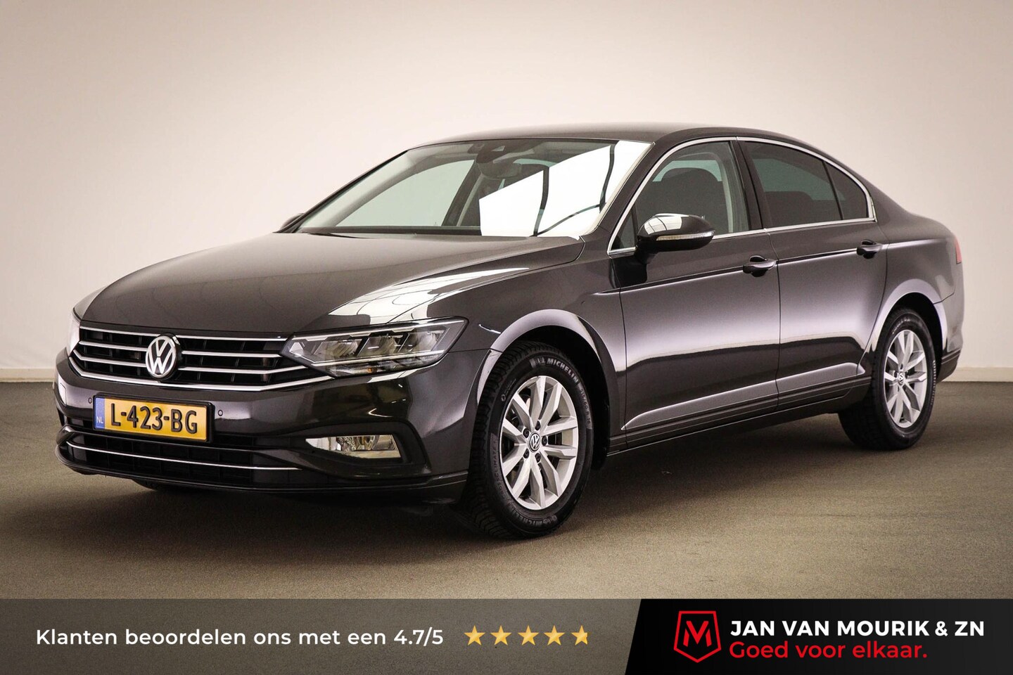 Volkswagen Passat - 1.5 TSI Comfort Business | LED | APP CONNECT | CAMERA - AutoWereld.nl