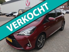 Toyota Yaris - 1.5 Hybrid Executive | Navigatie | LM-velgen | Mistlampen voor | Pre-Crash detectie | park
