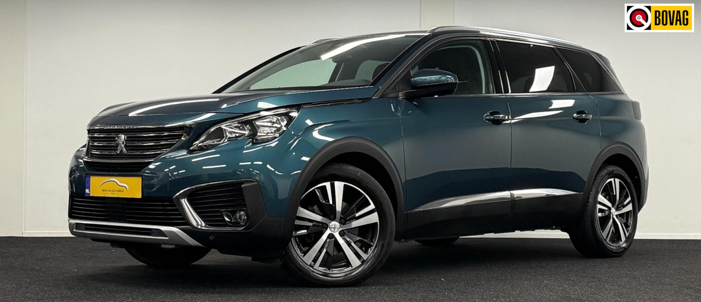 Peugeot 5008 - 1.2 PureTech Crossway*7Pers*Trekhaak*Camera*Navi*Carplay - AutoWereld.nl