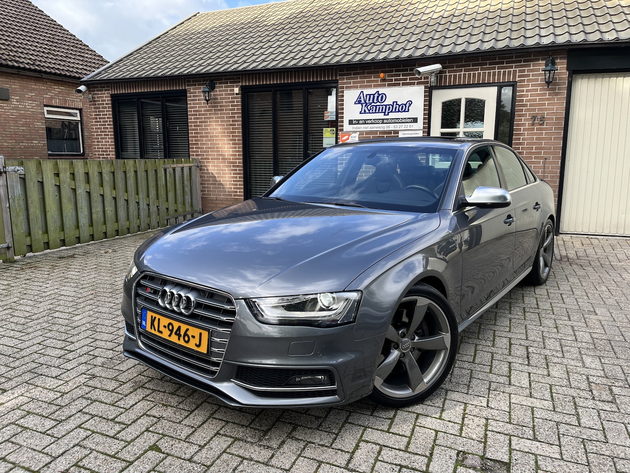 Audi A4 Limousine - 3.0 TFSI S4 quattro Pro Line B&O Schuifdak - AutoWereld.nl