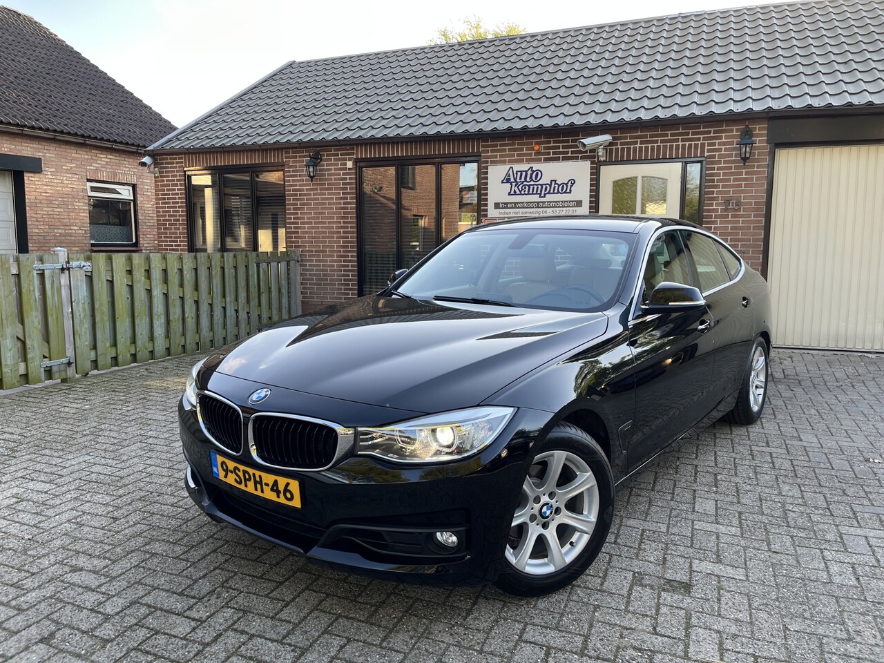 BMW 3-serie Gran Turismo - 320i xDrive High Executive Leer Xenon - AutoWereld.nl