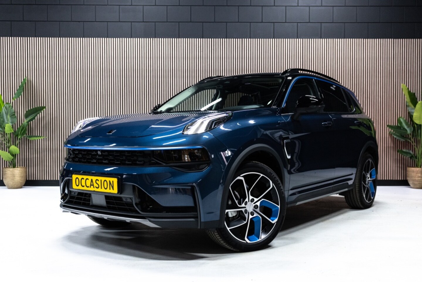 Lynk & Co 01 - 1.5 PHEV | 360 CAM | PANO | CARPLAY | ACC | BLIS | - AutoWereld.nl