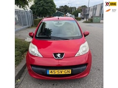 Peugeot 107 - 1.0-12V XS