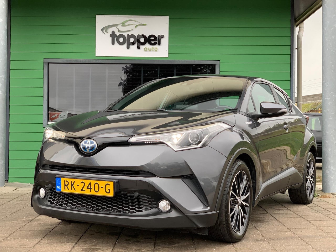 Toyota C-HR - 1.8 Hybrid Active | Automaat | Camera | Cruise Control | Navigatie | - AutoWereld.nl