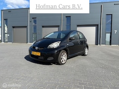 Toyota Aygo - 1.0-12V Comfort 5-Deurs Zwart 2010 APK 08/2026