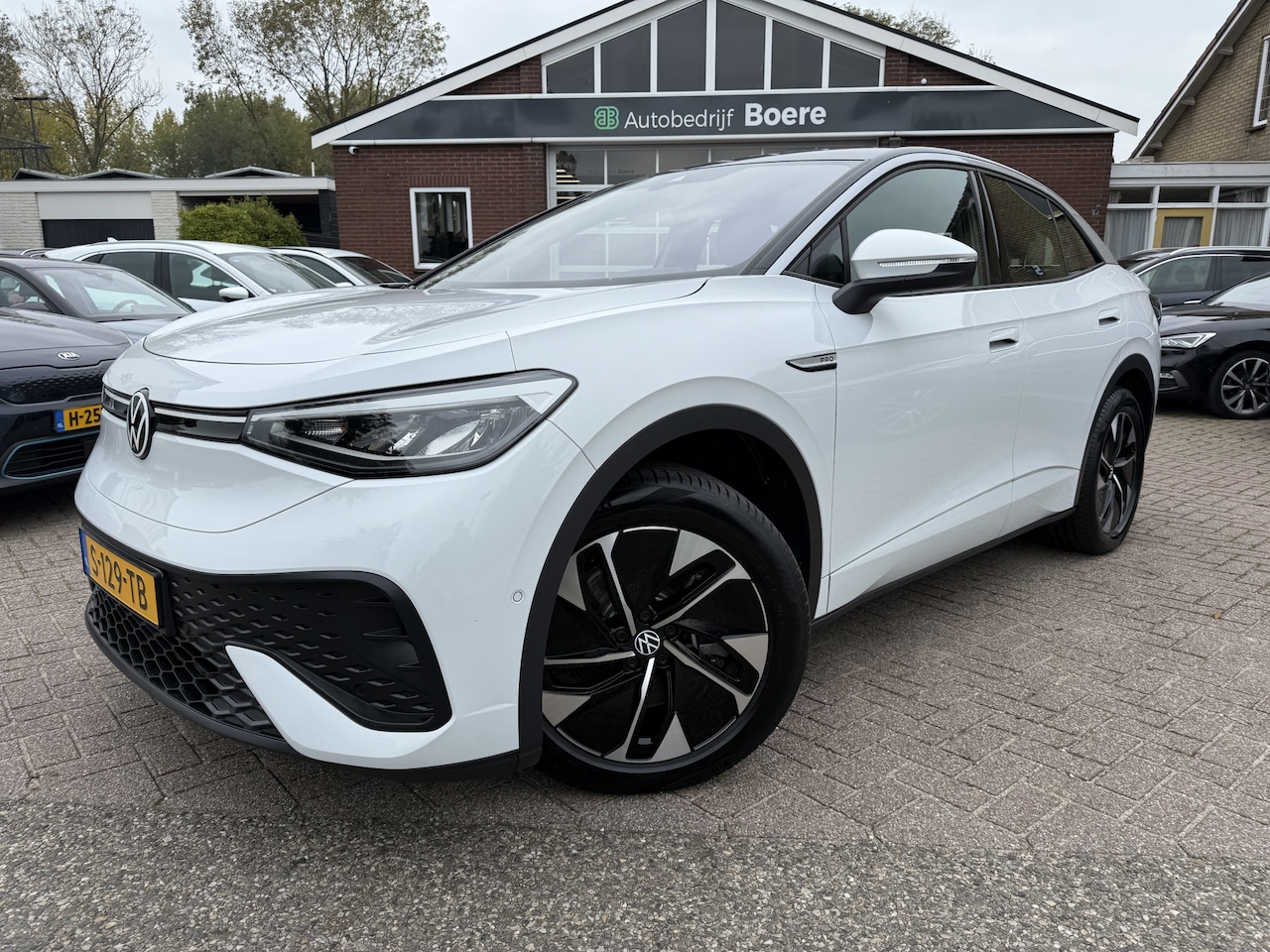 Volkswagen ID.5 - Pro 77 kWh 38190km, 360 camera, 19''Lmv, Comfort Stoelen - AutoWereld.nl