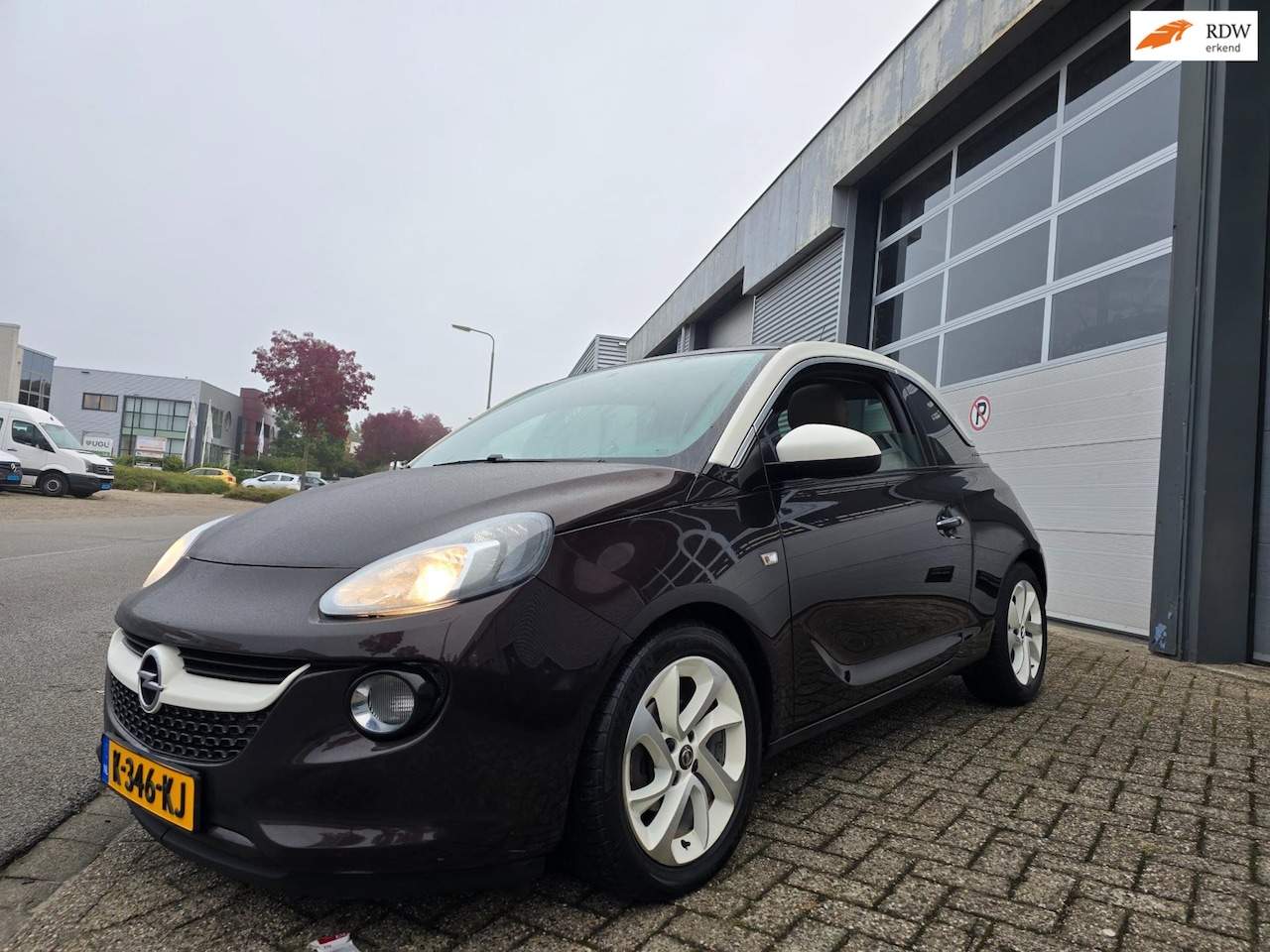 Opel ADAM - 1.2 Glam panodak 2 kleuren Nw apk,Zuinig! - AutoWereld.nl