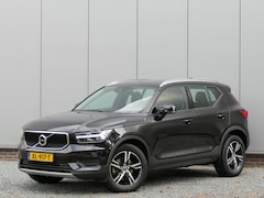 Volvo XC40 - T4 AUT Momentum Trekhaak / Camera / Apple carplay&Android auto