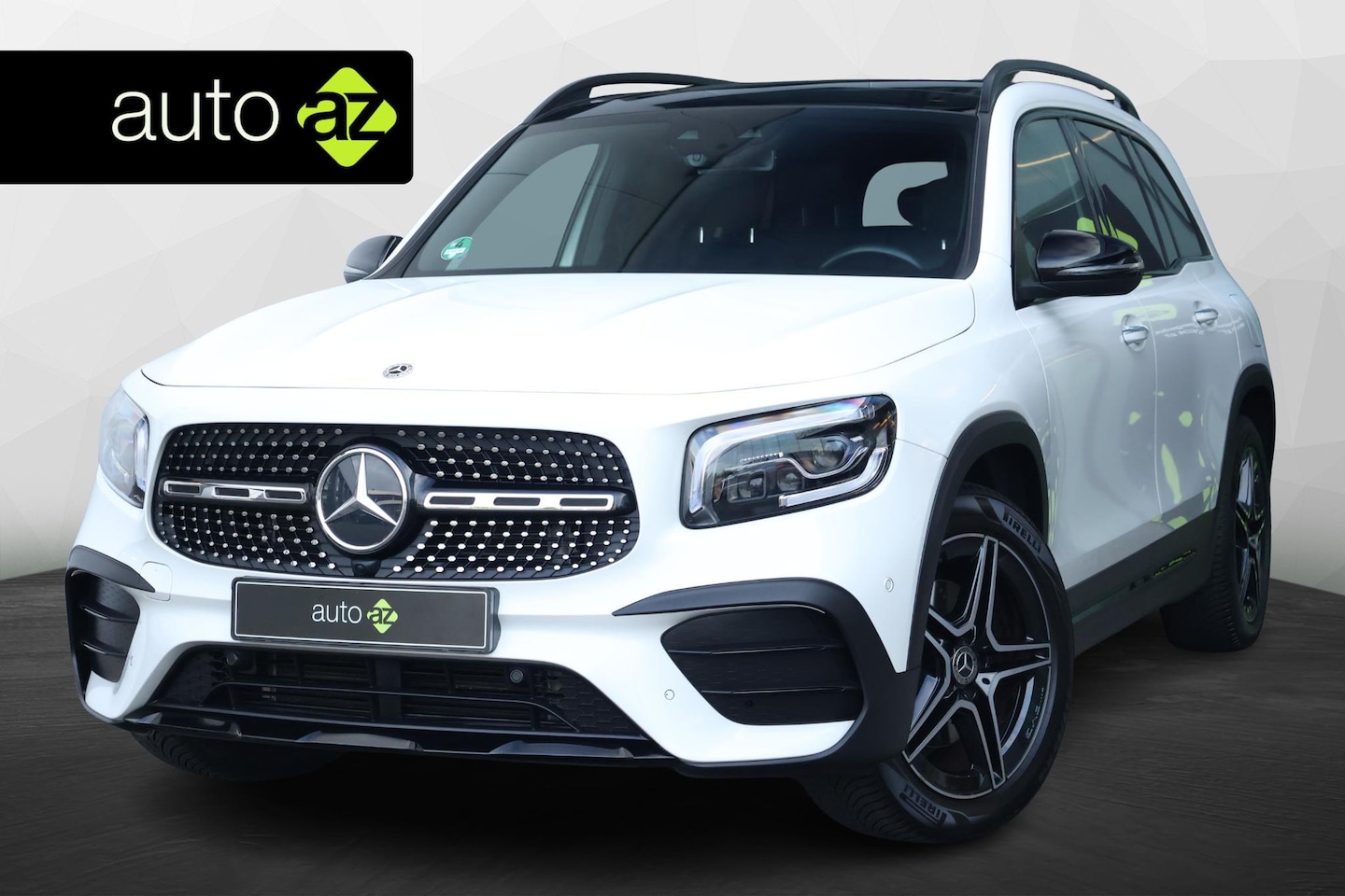 Mercedes-Benz GLB - 200 Business Solution AMG / Pano / Keyless / Multibeam - AutoWereld.nl