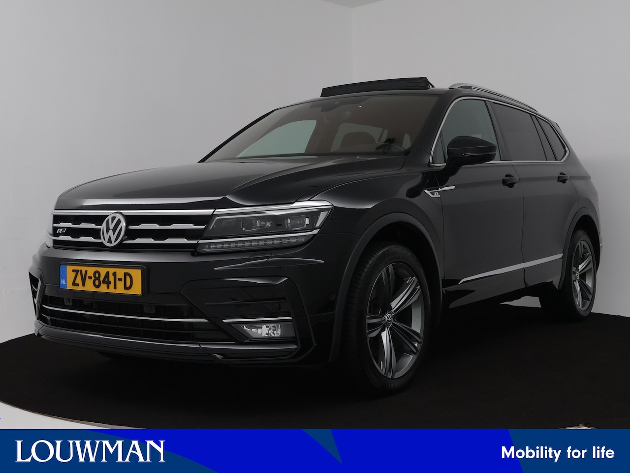 Volkswagen Tiguan Allspace - 2.0 TSI 4Motion Highline Business R | Panoramadak | 1e Eigenaar | NL Auto | Trekhaak | Ext - AutoWereld.nl