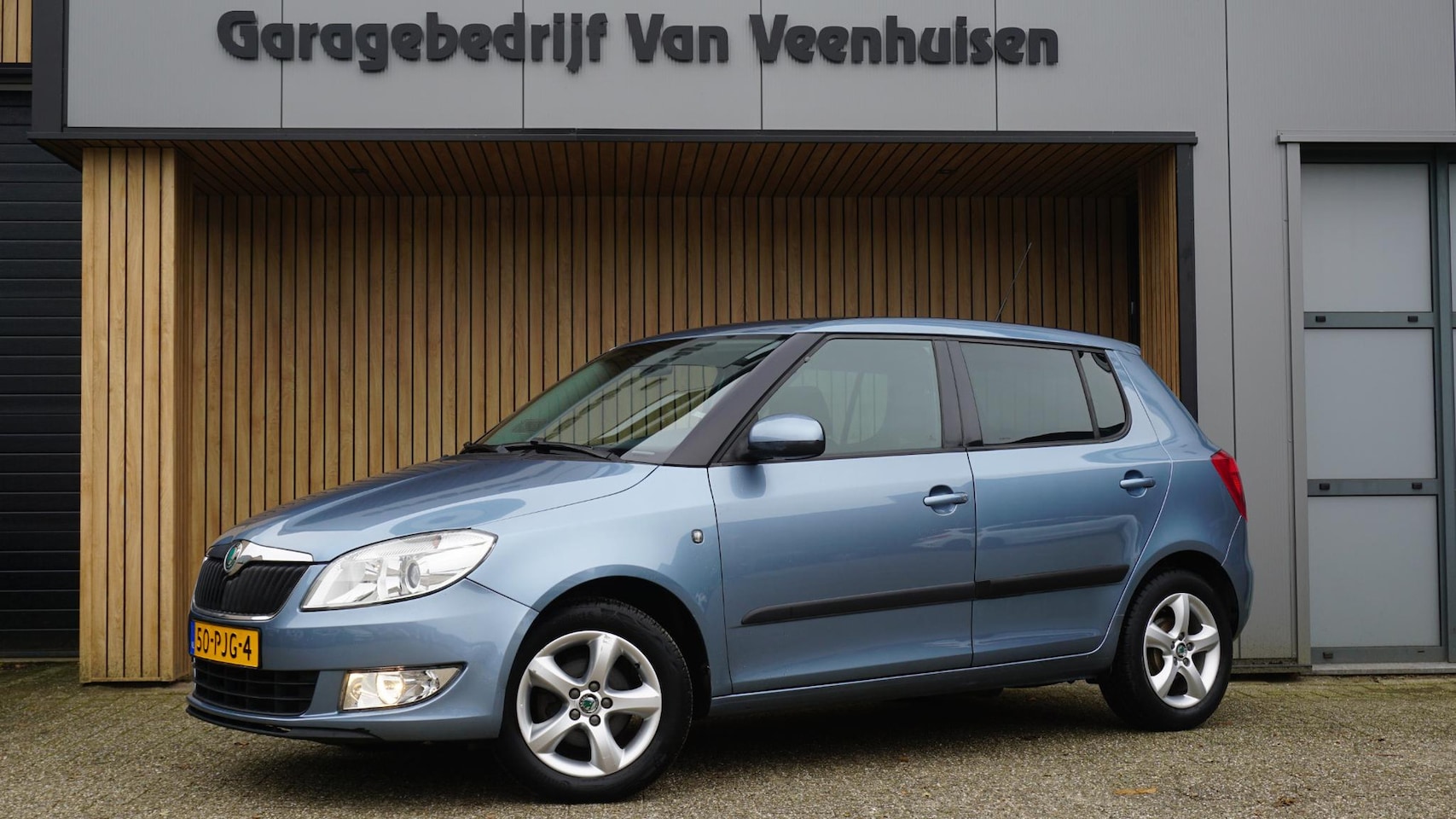 Skoda Fabia - 1.2 TSI 86pk 5Drs Elegance Clima Cruise Control 15inch LM Pioneer * 1e Eigenaar * 27587km! - AutoWereld.nl
