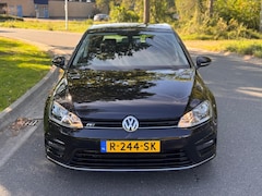 Volkswagen Golf - 1.2 TSI R line Connected