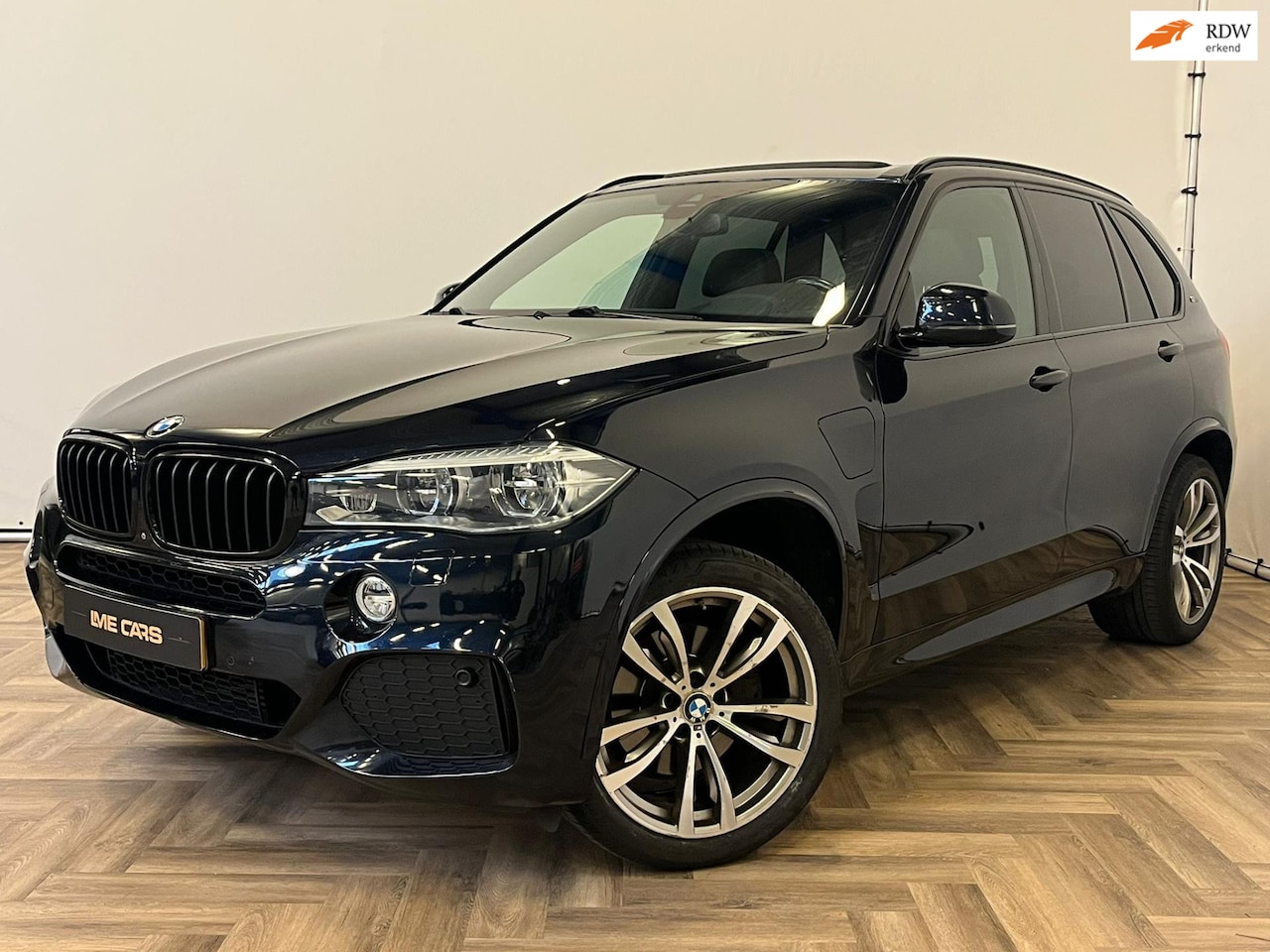 BMW X5 - XDrive40e High Executive|PANO|M-PAKKET|DEALER ONDERHOUDEN - AutoWereld.nl