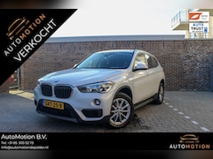 BMW X1 - sDrive16d Executive | Parkeersonsoren | Aut. kofferbak
