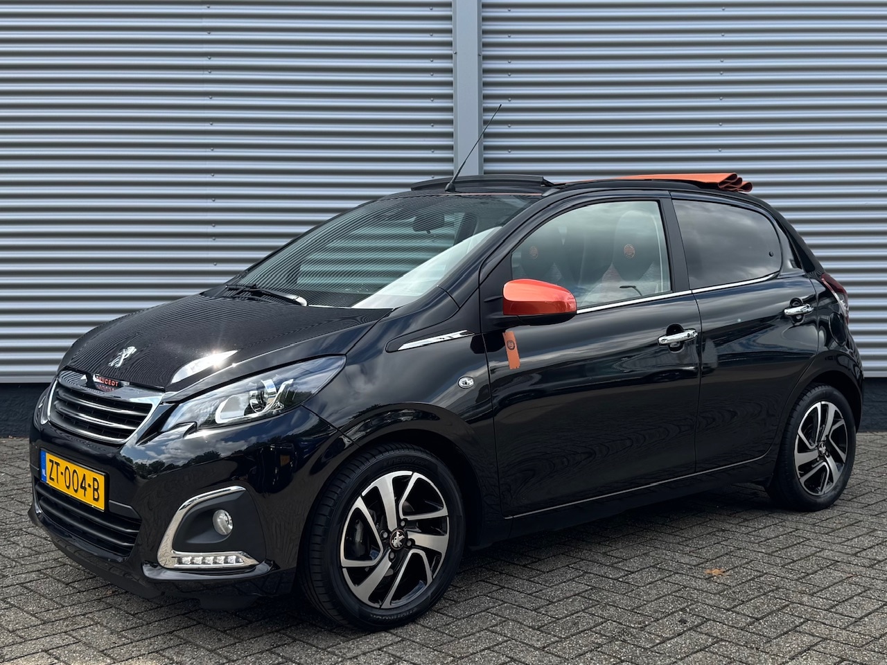 Peugeot 108 - Roland Garros I Cabrio TOP! | Camera | 5 Deurs - AutoWereld.nl
