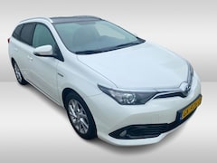 Toyota Auris Touring Sports - 1.8 Hybrid Lease / Trekhaak / Panoramadak / Camera / Navigatie / 16'' / Keyless / DAB / Cr
