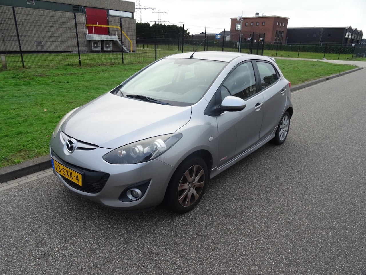 Mazda 2 - 1.3 BIFUEL GT-M Line 1.3 BIFUEL GT-M Line - AutoWereld.nl