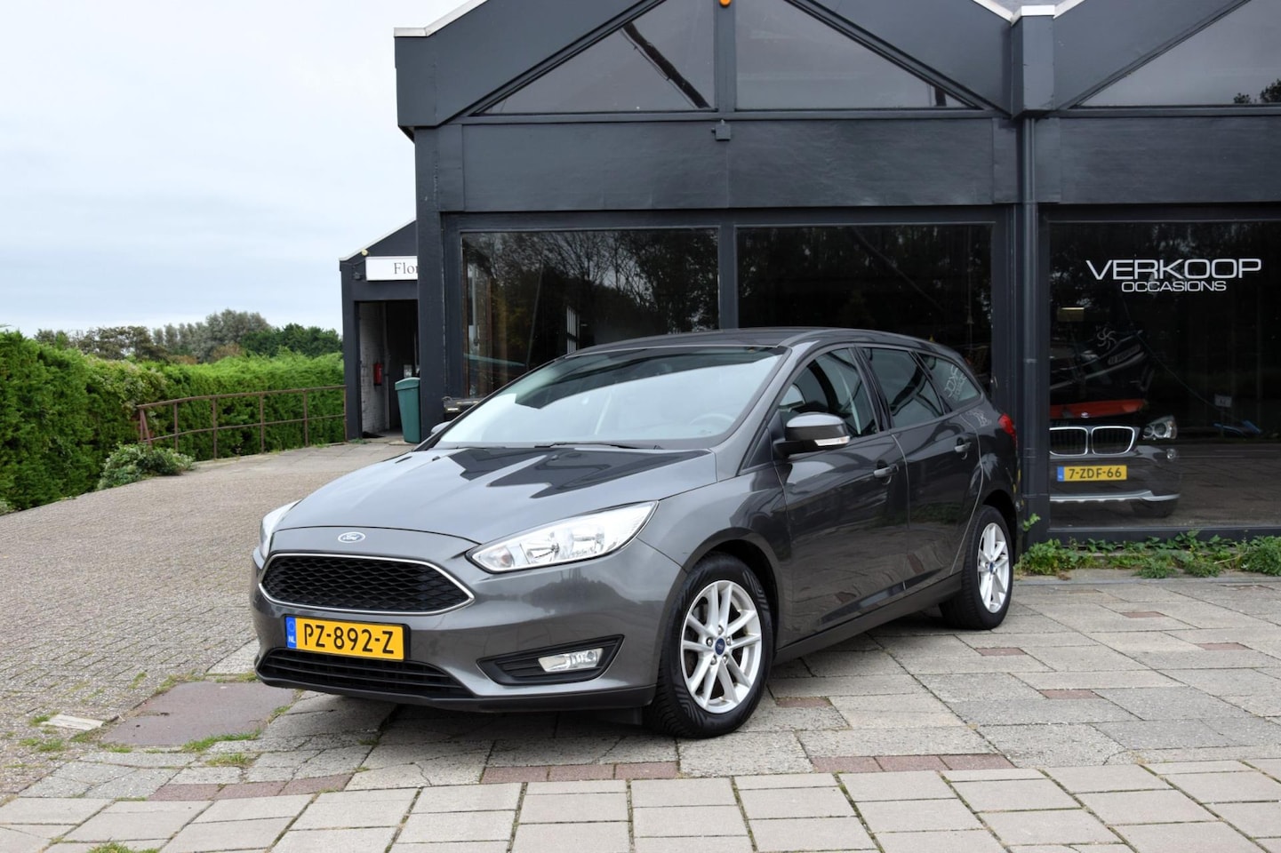 Ford Focus Wagon - 1.0 Lease Edition 1.0 Lease Edition - AutoWereld.nl