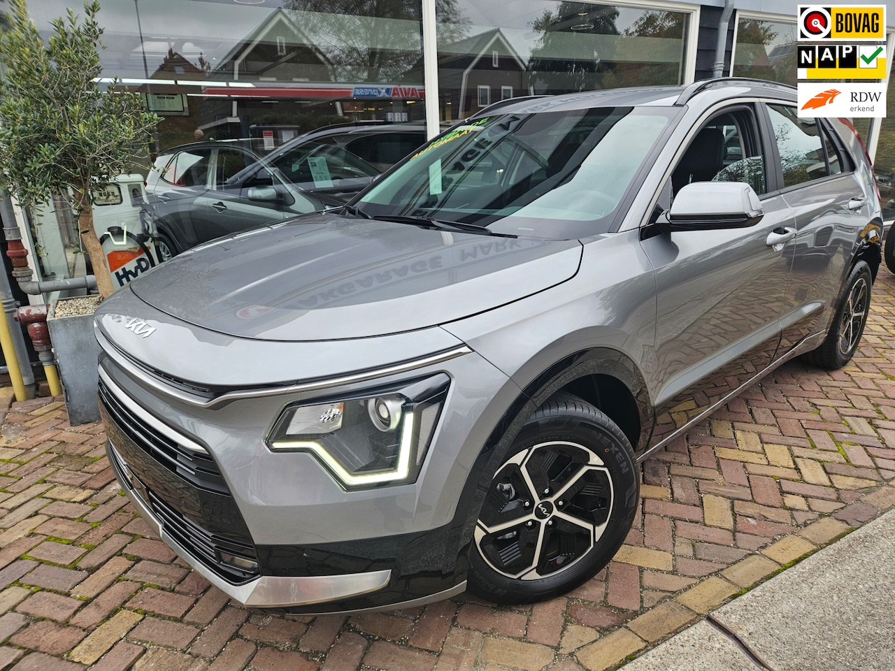 Kia Niro - 1.6 GDi Hybrid DynamicLine NIEUWE AUTO!! - AutoWereld.nl