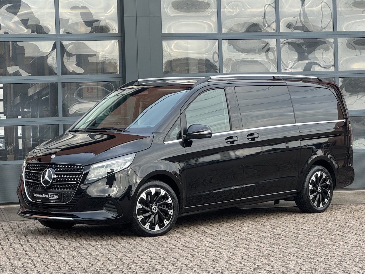 Mercedes-Benz V-klasse - V 220d L DC Avantgarde | incl. BPM excl. BTW | Burmester | 360° Camera | Certified 24 mnd - AutoWereld.nl