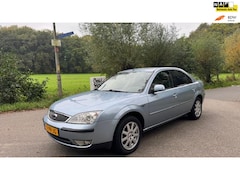 Ford Mondeo - 2.0-16V Trend