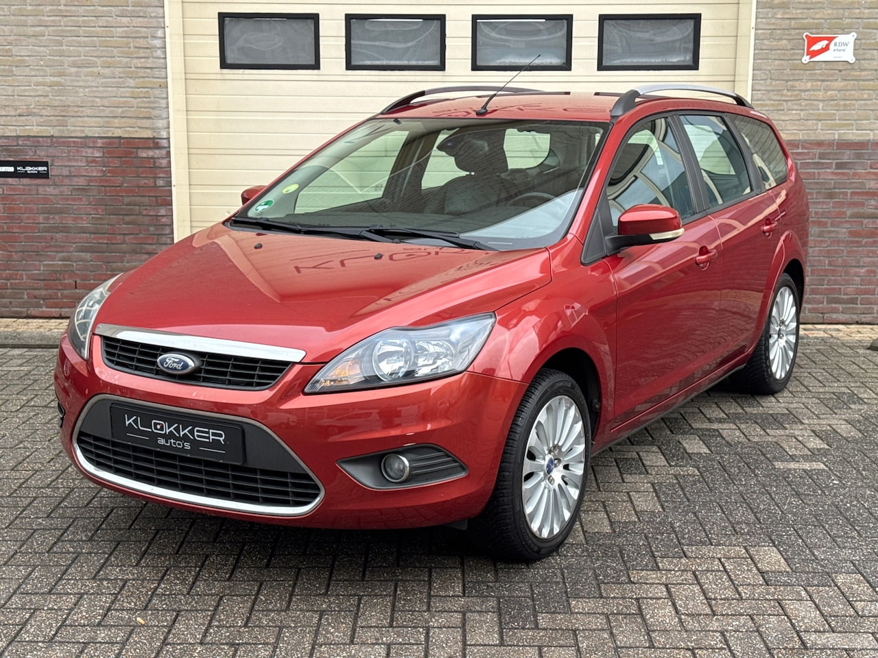 Ford Focus Wagon - 1.6 Titanium Navi | Leder | Apk 10-2026 - AutoWereld.nl