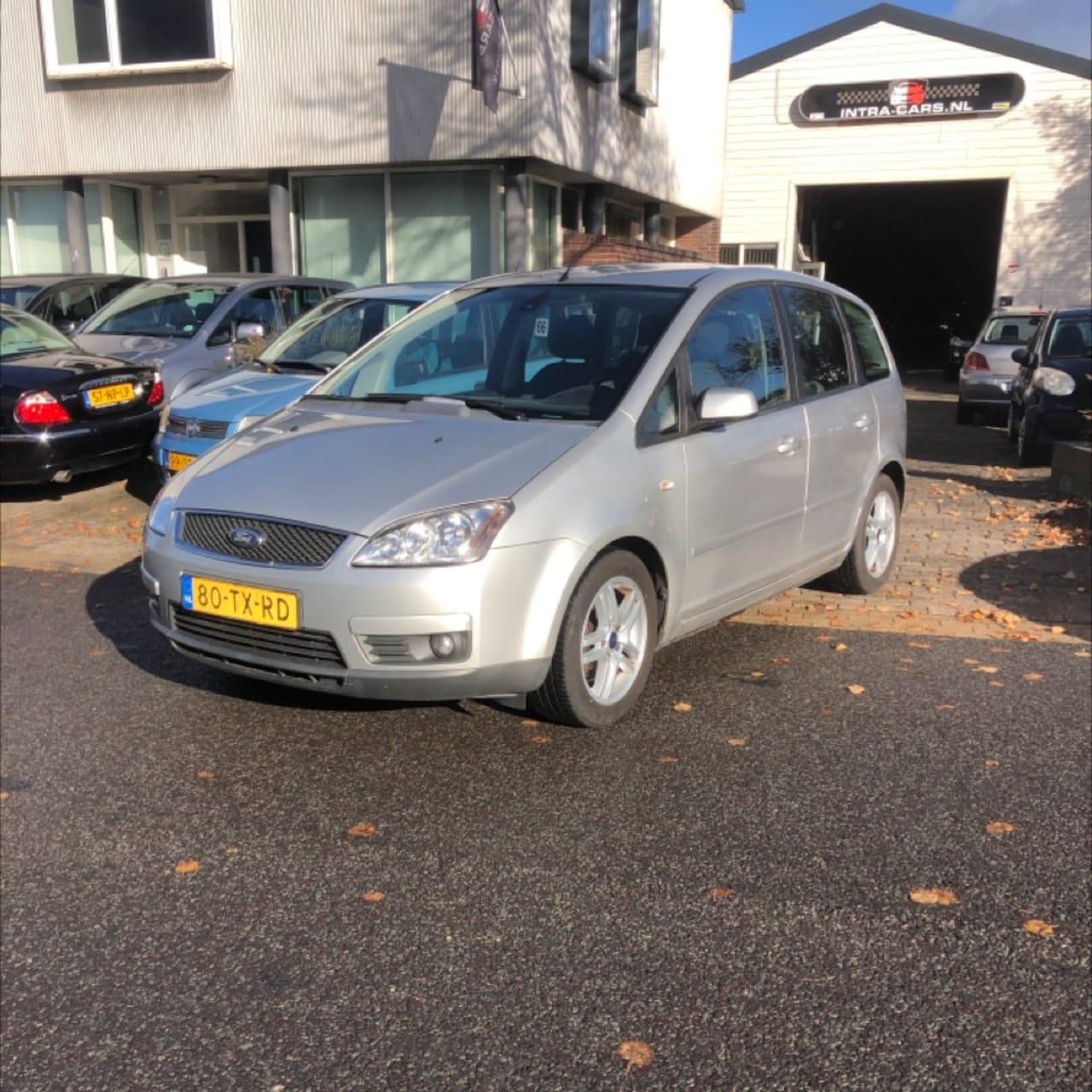 Ford Focus C-Max - 1.8-16V Futura Clima,Electr pakket enz enz. Goed rijdende en nette C-Max. Apk T/m 22-01-20 - AutoWereld.nl
