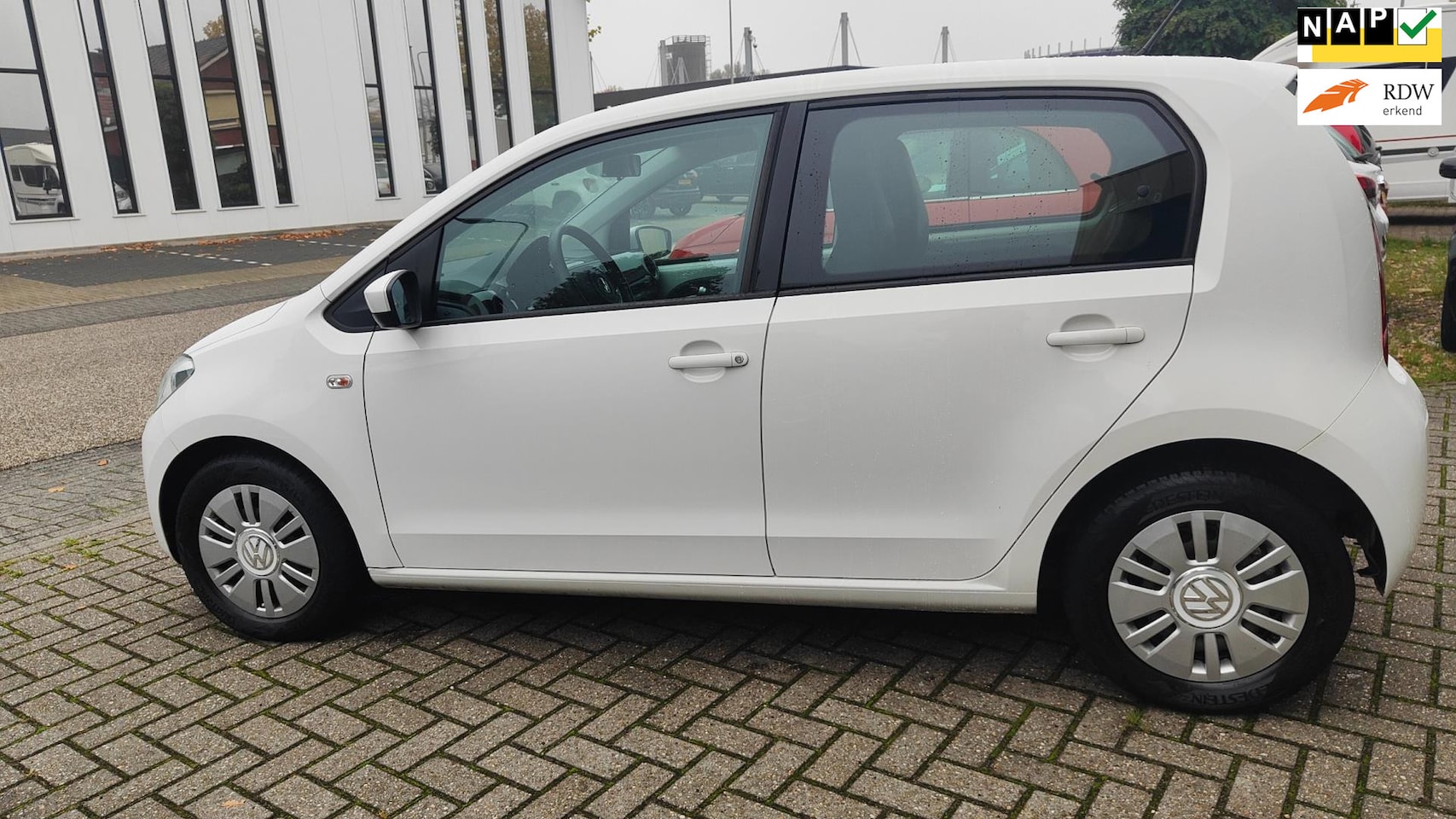 Volkswagen Up! - 1.0 move up! BlueMotion Airco cruise controll - AutoWereld.nl