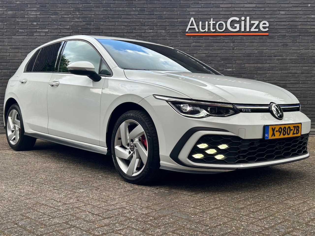 Volkswagen Golf - 1.4 eHybrid GTE l IQ Light l Stoel Verwarming l Adapt Cruise l Carplay - AutoWereld.nl