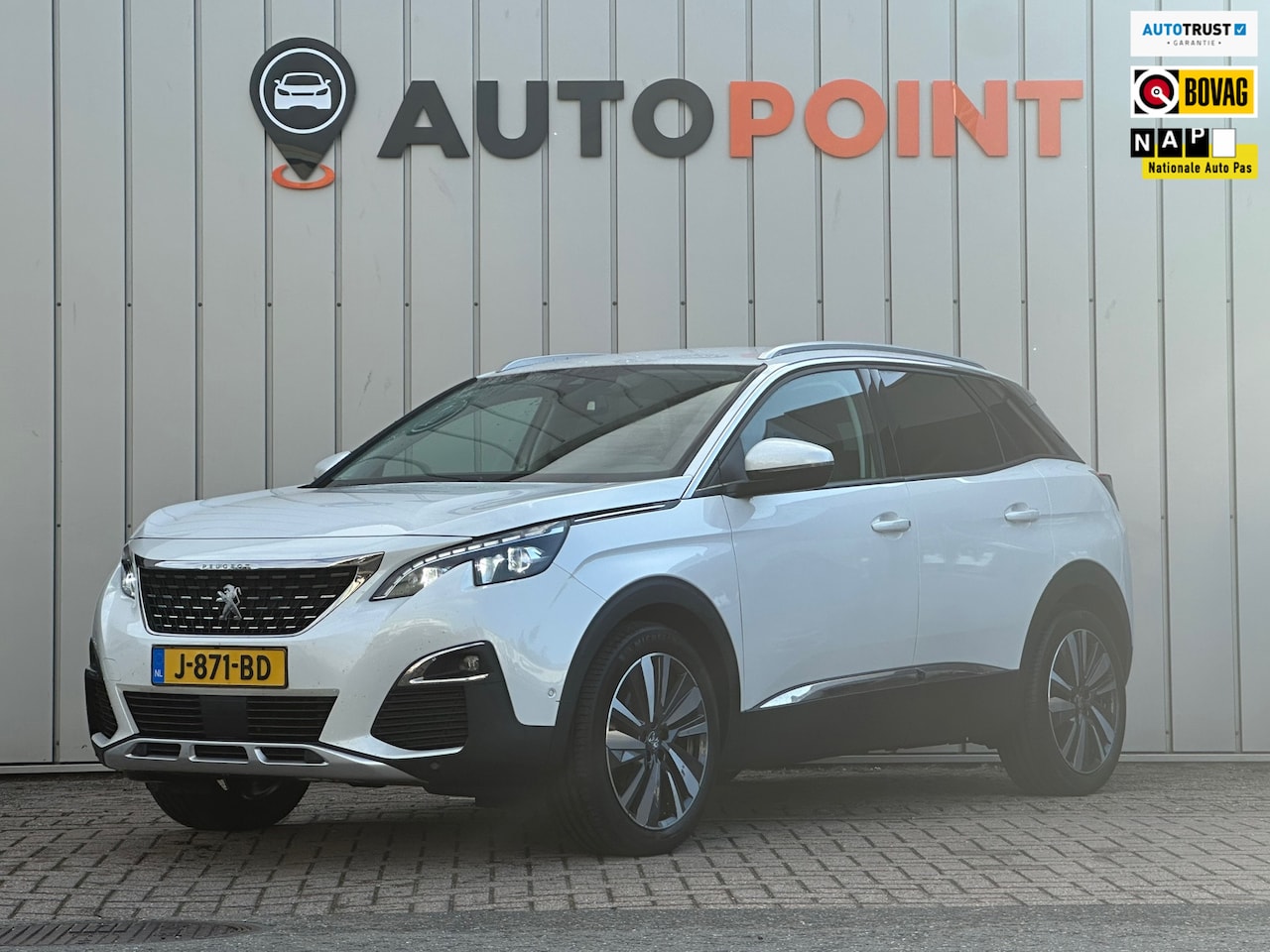 Peugeot 3008 - 1.2 PureTech GT AUT CAMERA TREKHAAK Premium Avantage - AutoWereld.nl