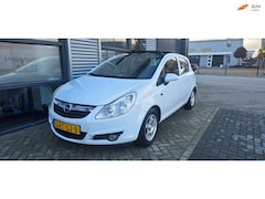 Opel Corsa - 1.4-16V Executive