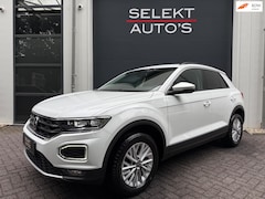 Volkswagen T-Roc - 1.5 TSI Style 150Pk Xenon/LED/ACC/Climate/Camera/Car Play/Navi/Stoelverwarming/Blind Spot/