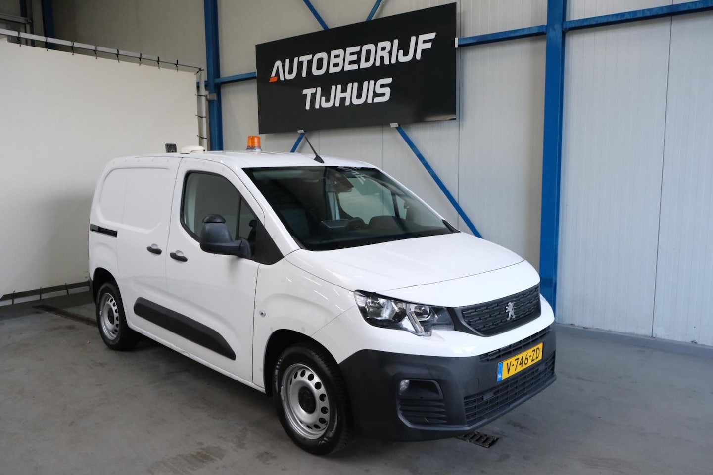 Peugeot Partner - 1.5 BlueHDI Premium Automaat - N.A.P. Airco, Cruise, Navi, PDC. - AutoWereld.nl