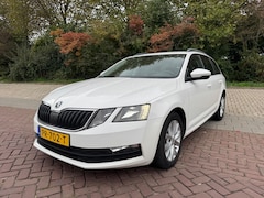 Skoda Octavia Combi - 1.6 TDI Greentech Ambition Business