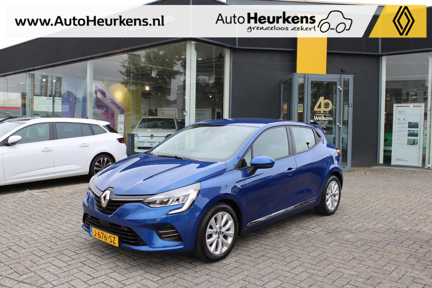 Renault Clio - TCe 100 Zen | Easy Link Navi | Origineel NL | Dealer-onderhouden | Easy Link Navigatie | 1 - AutoWereld.nl