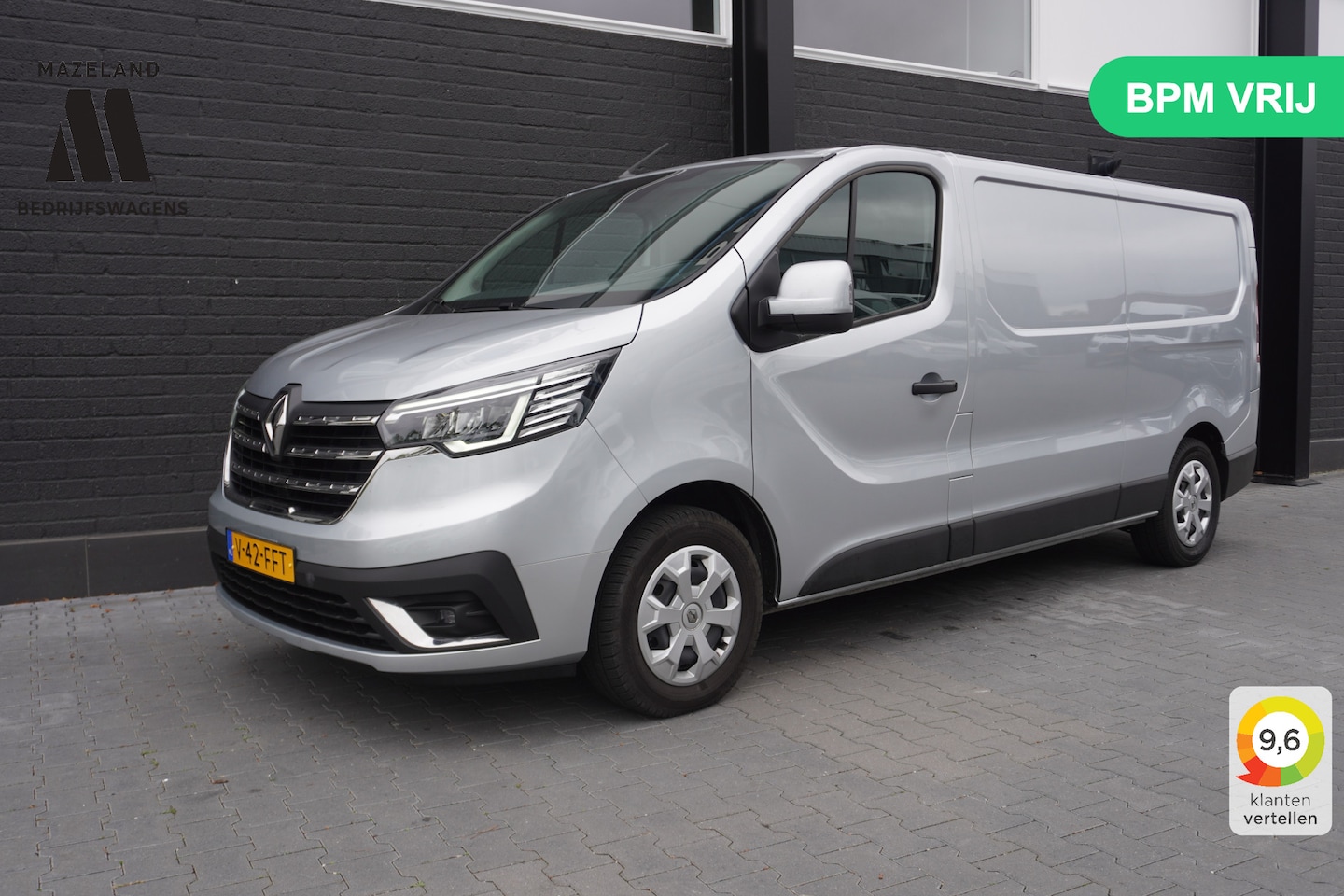 Renault Trafic - 2.0 dCi 110PK L2 - EURO 6 - Airco - Cruise - PDC - € 24.950,- Excl. - AutoWereld.nl
