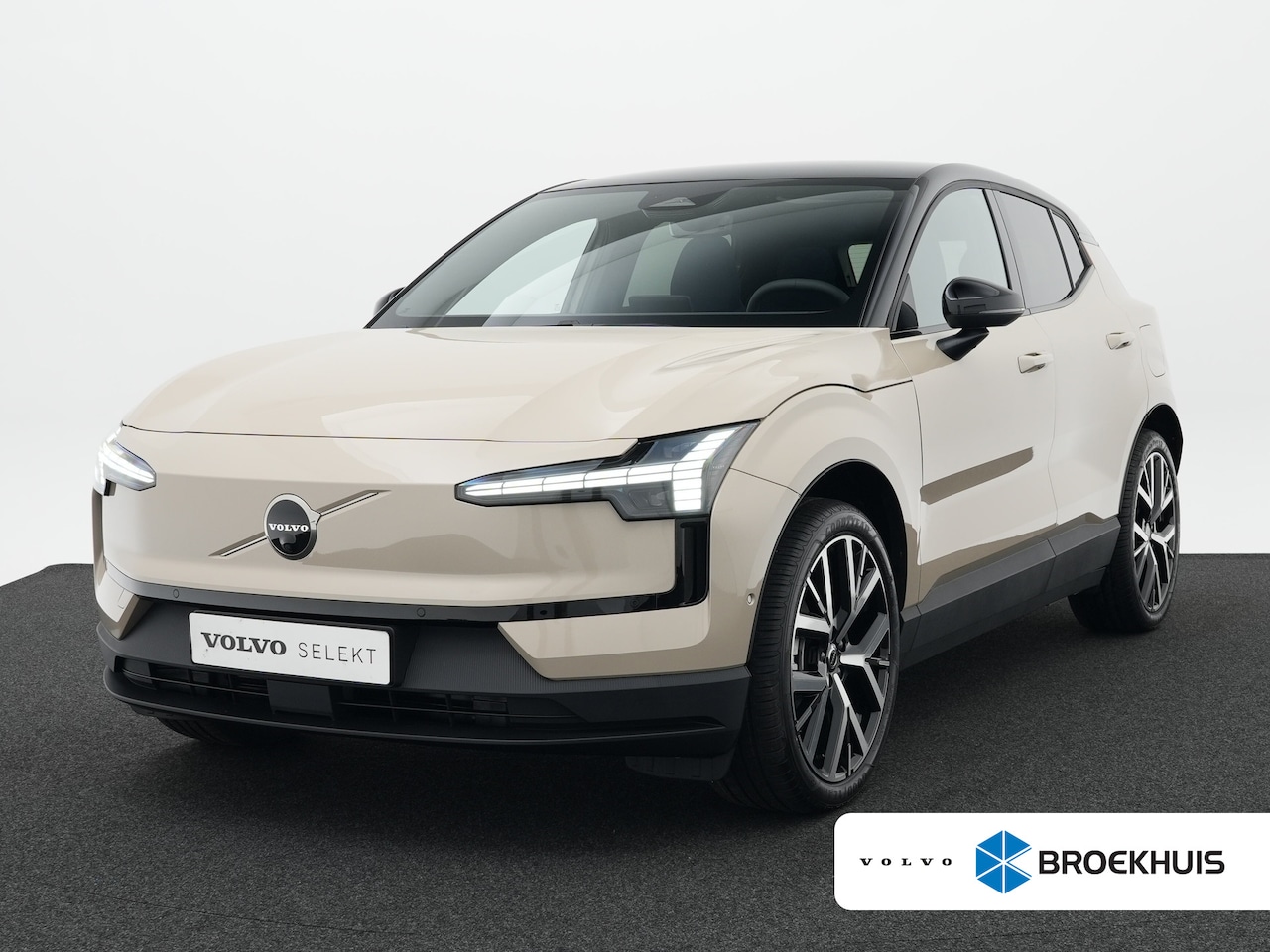 Volvo EX30 - Single Motor Extended Range Ultra 69 kWh | Harman Kardon | Panoramadak | 360° Camera | 20" - AutoWereld.nl