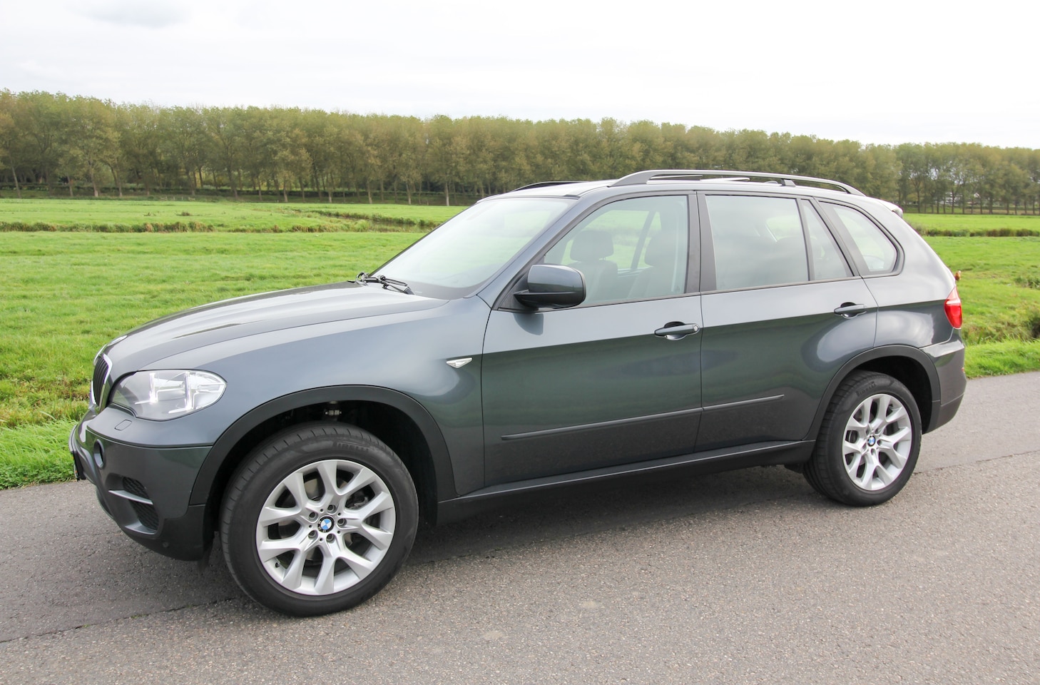 BMW X5 - 3.0d High Executive E70 LCI Euro 5 & Youngtimer! Panoramadak Trekhaak 245pk Voll.Historie - AutoWereld.nl