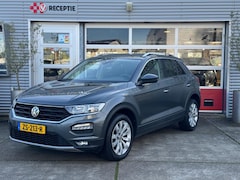 Volkswagen T-Roc - 1.0 TSI Style Navi / Carplay / Cruise / Pdc / Org-Ned