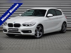 BMW 1-serie - 118i Corporate Lease Essential | Leder | Navi | Bluetooth |