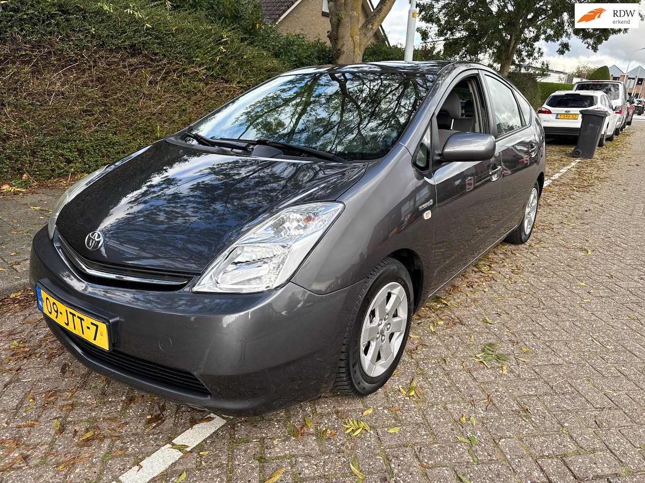 Toyota Prius - 1.5 VVT-i Comfort 1.5 VVT-i Comfort - AutoWereld.nl