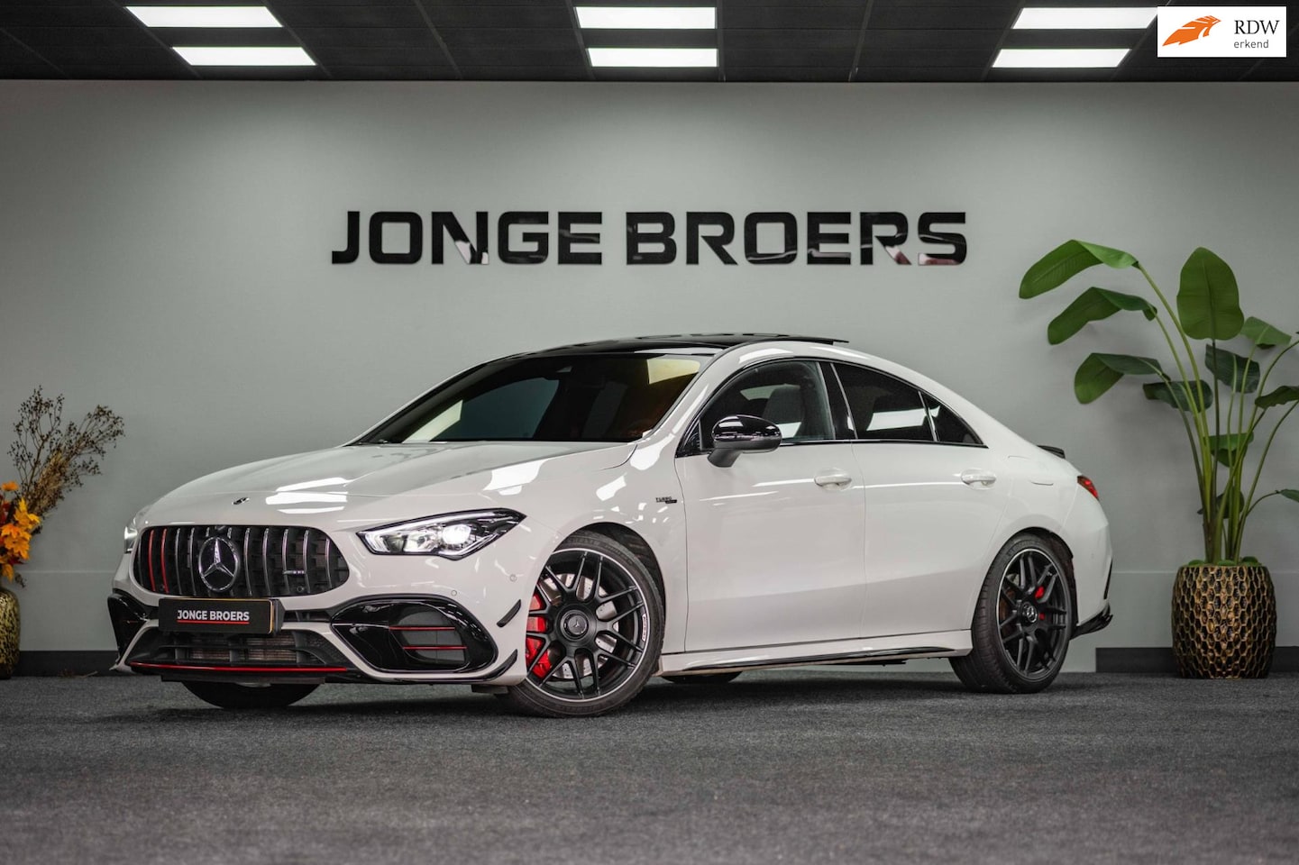 Mercedes-Benz CLA-Klasse - AMG 45 S 4MATIC+ Premium Plus |Pano| - AutoWereld.nl