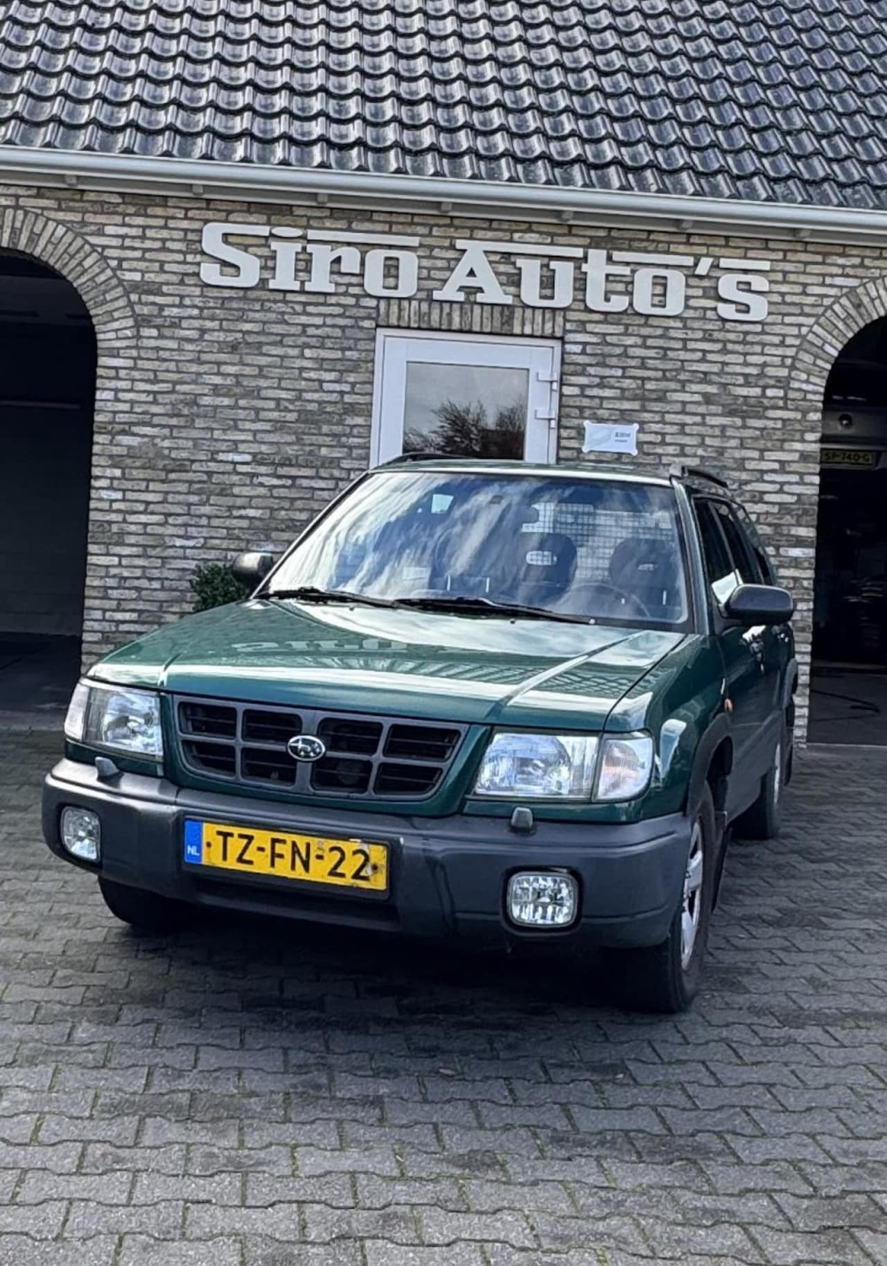 Subaru Forester - 2.0 AWD 4X4 wiel aandrijving - AutoWereld.nl