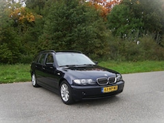 BMW 3-serie Touring - 318i Executive . AUTOMAAT . Airco . Cruiscontrol . LMV . enz Yongtimer