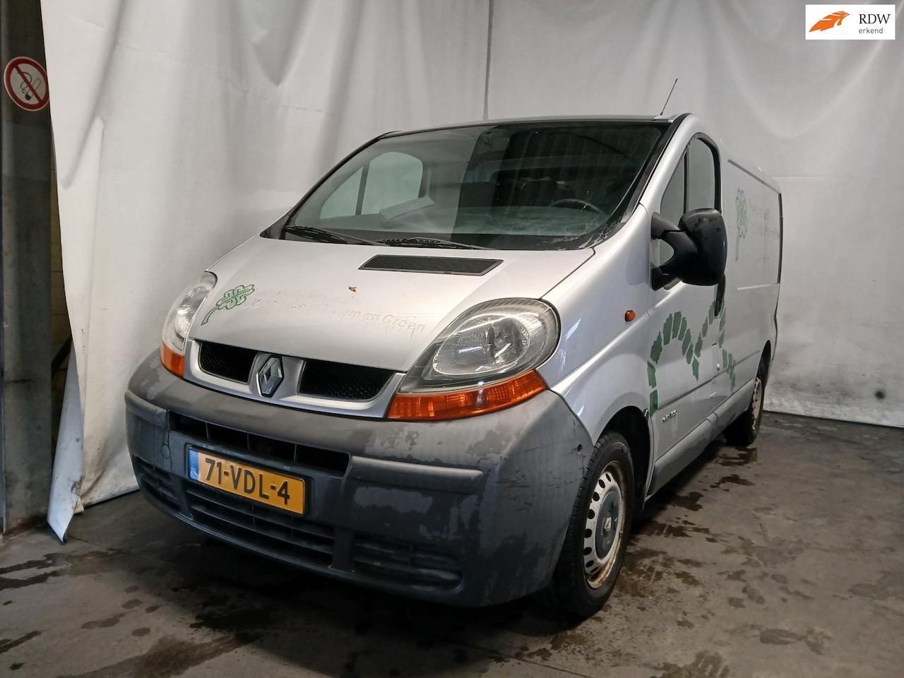 Renault Trafic - 1.9 dCi L1H1 - Schade - AutoWereld.nl